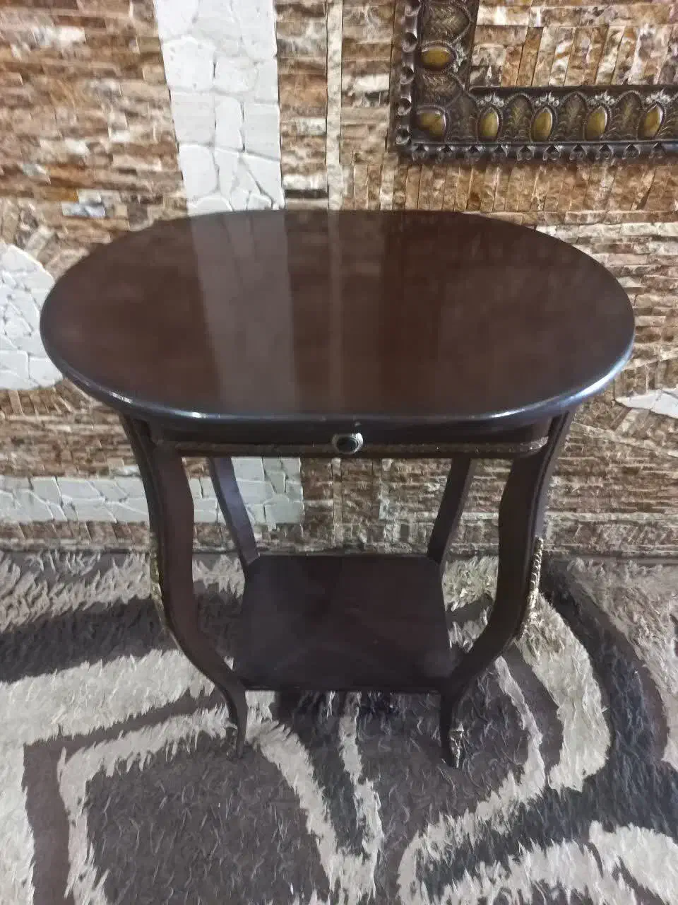 میز تلفن|میز تلفن|اصفهان, برازنده|دیوار