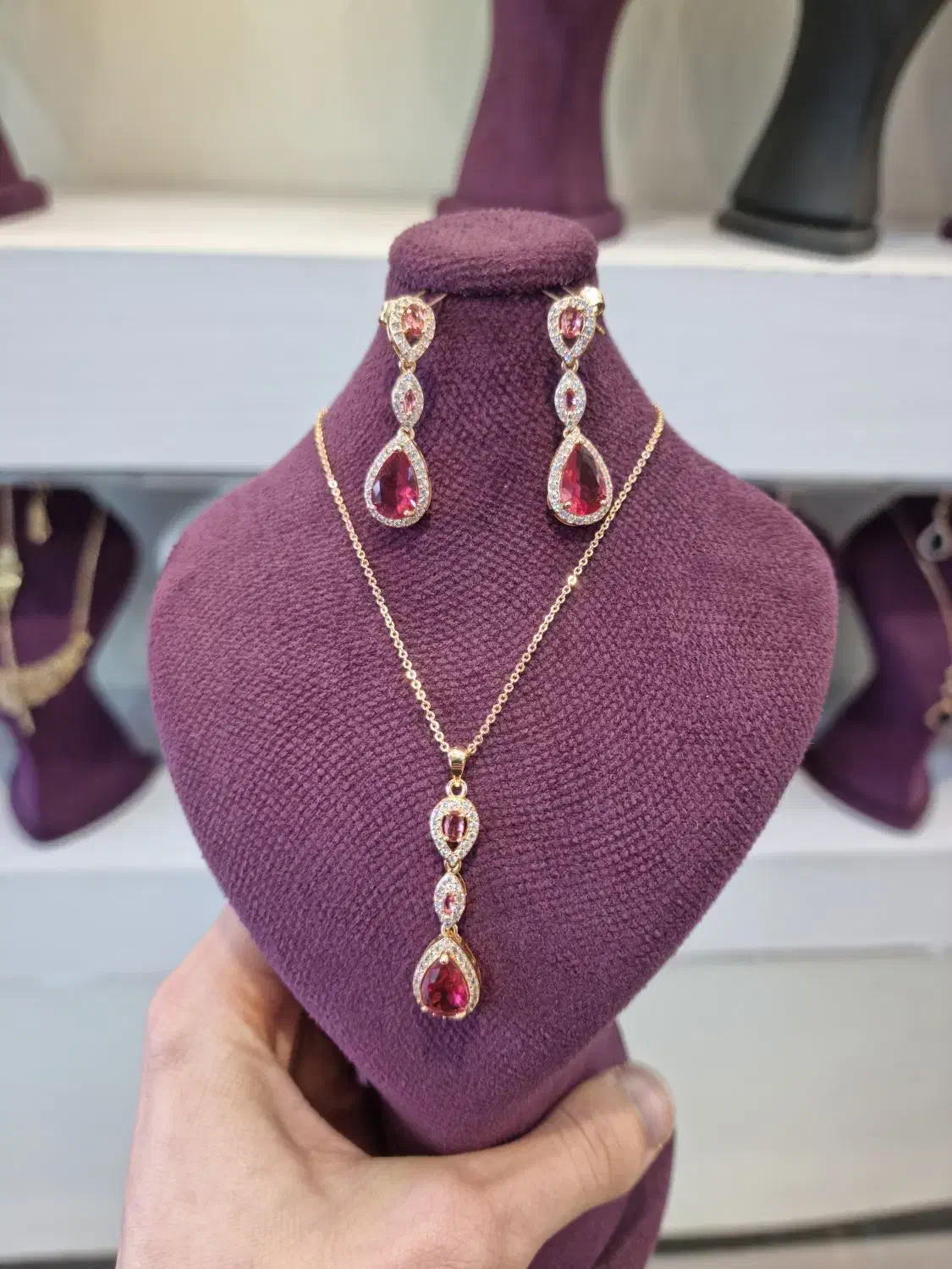 نیم ست و گردنبند نو طرح طلا|بدلیجات|مشهد, سرافرازان|دیوار