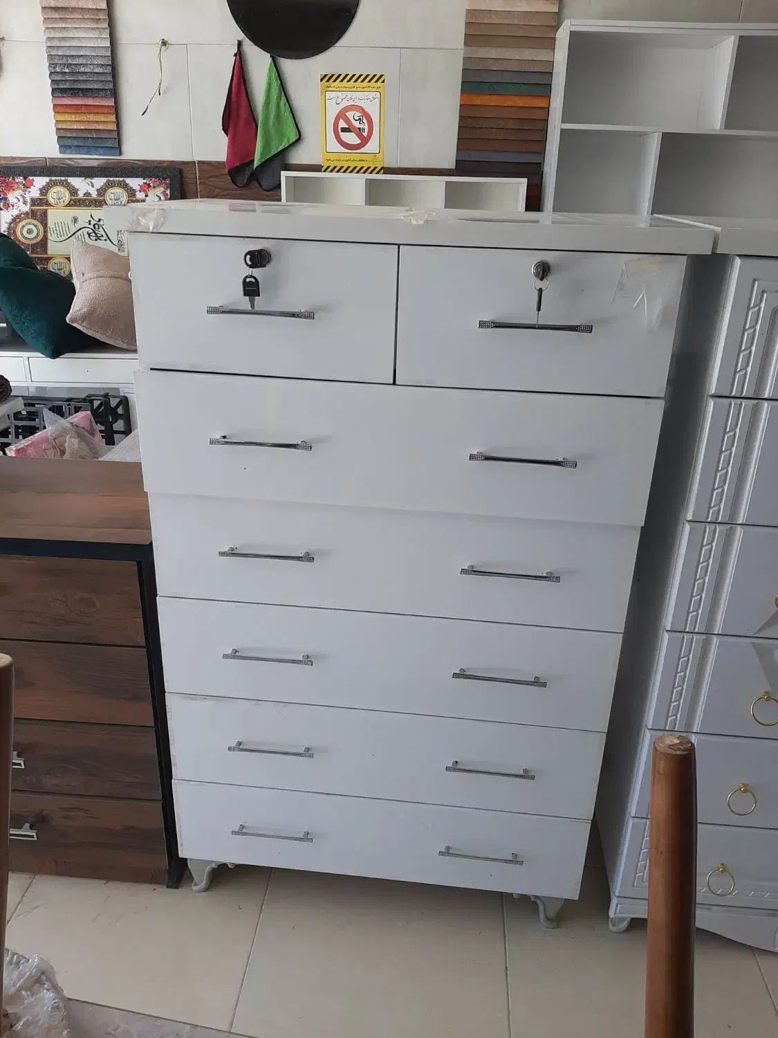 دراور هفت کشاب|جاکفشی، کمد، دراور|شهرکرد, |دیوار