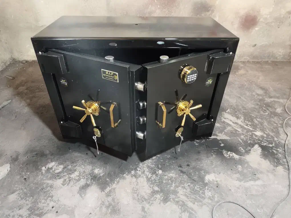 گاوصندوق 112244|ابزارآلات|بندرعباس, |دیوار