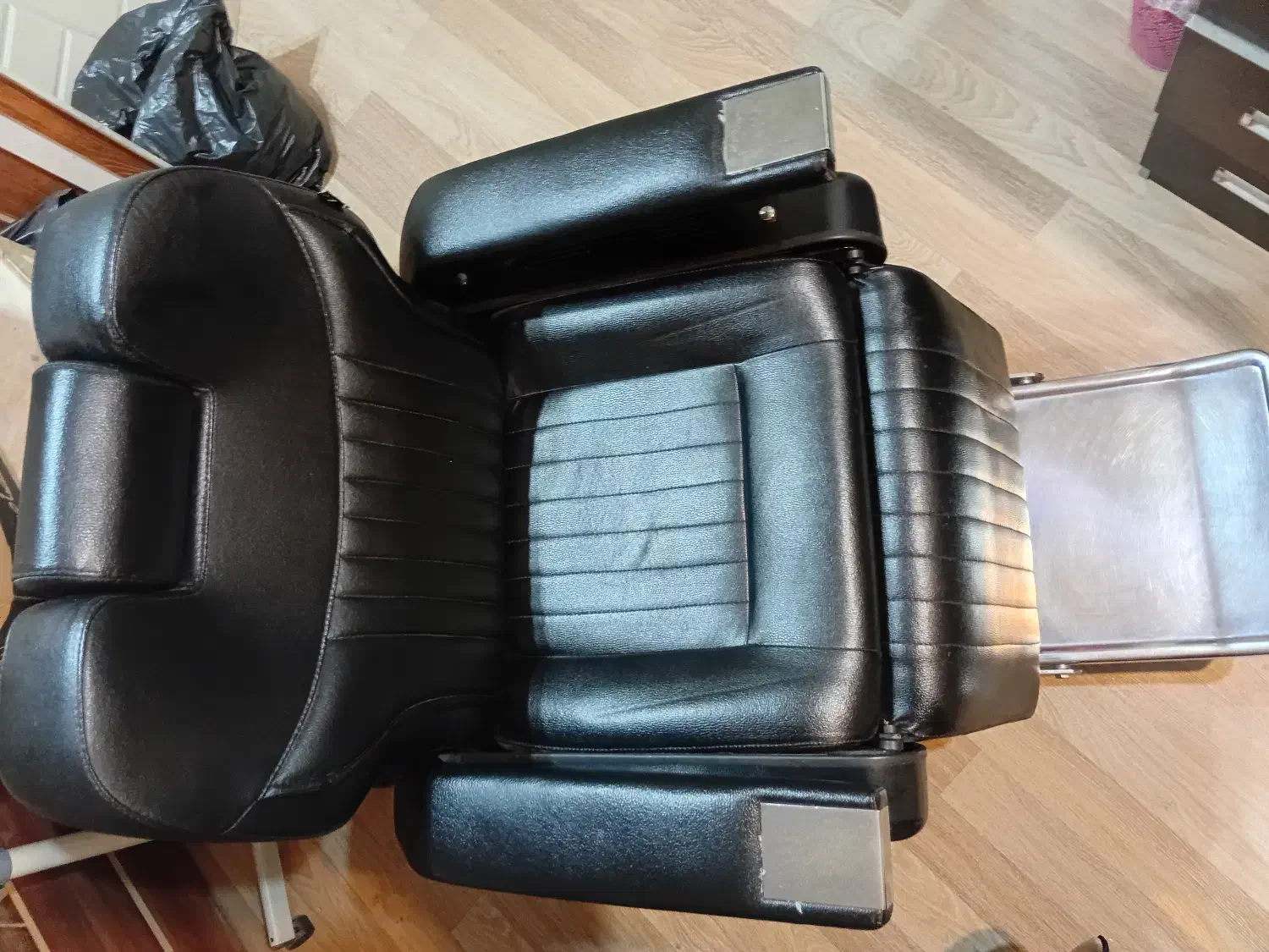 ۱ عدد صندلی vip ارایشگاهی|آرایشگاه و سالن‌های زیبایی|اهواز, کوروش|دیوار