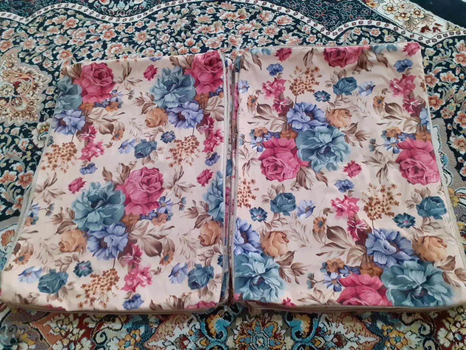 جلد‌ بالشت|رختخواب، بالش، پتو|خرم‌آباد, |دیوار