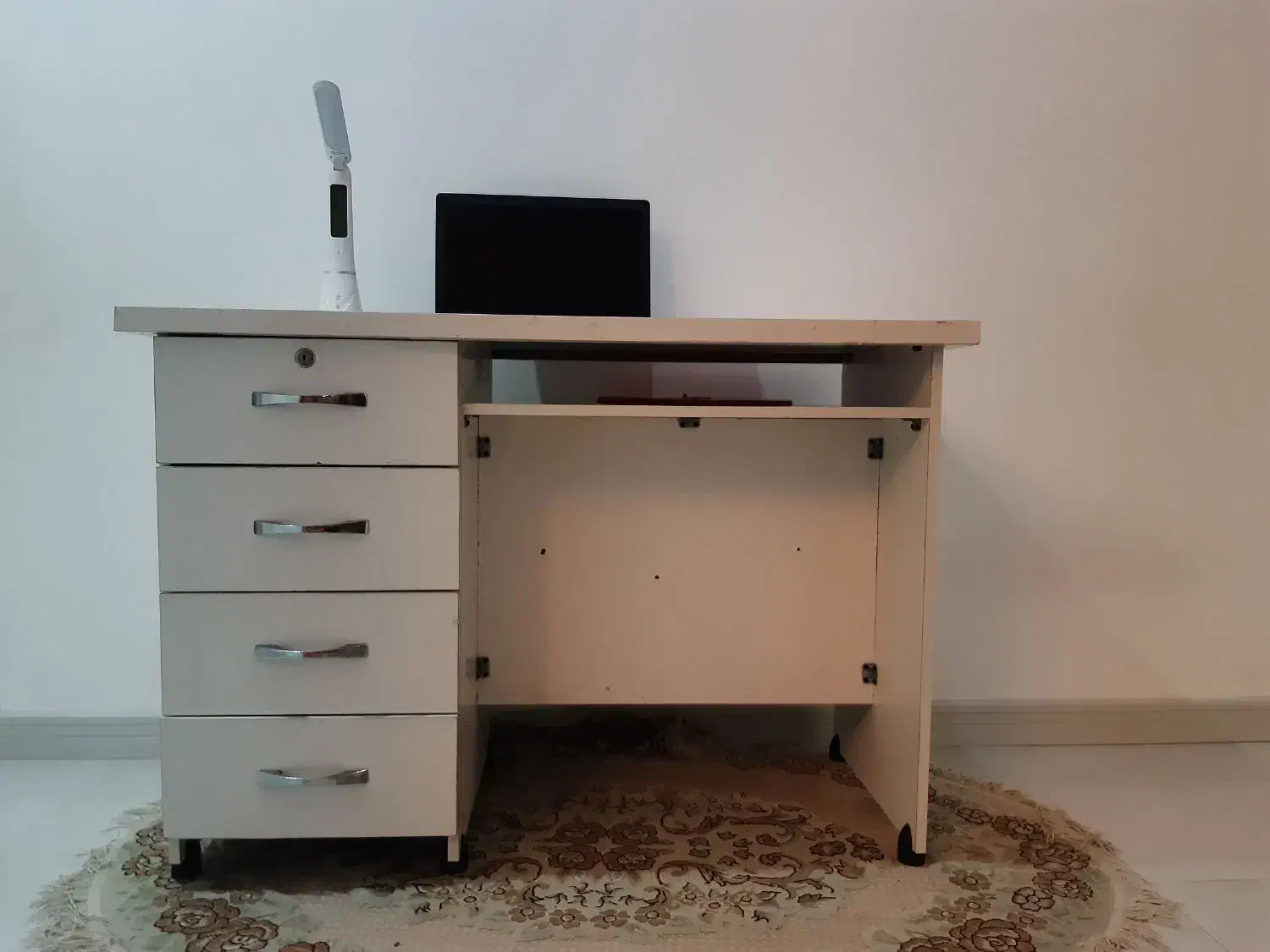 میز کار یا کامپوتر ....|میز تحریر و کامپیوتر|مشهد, رضاشهر|دیوار