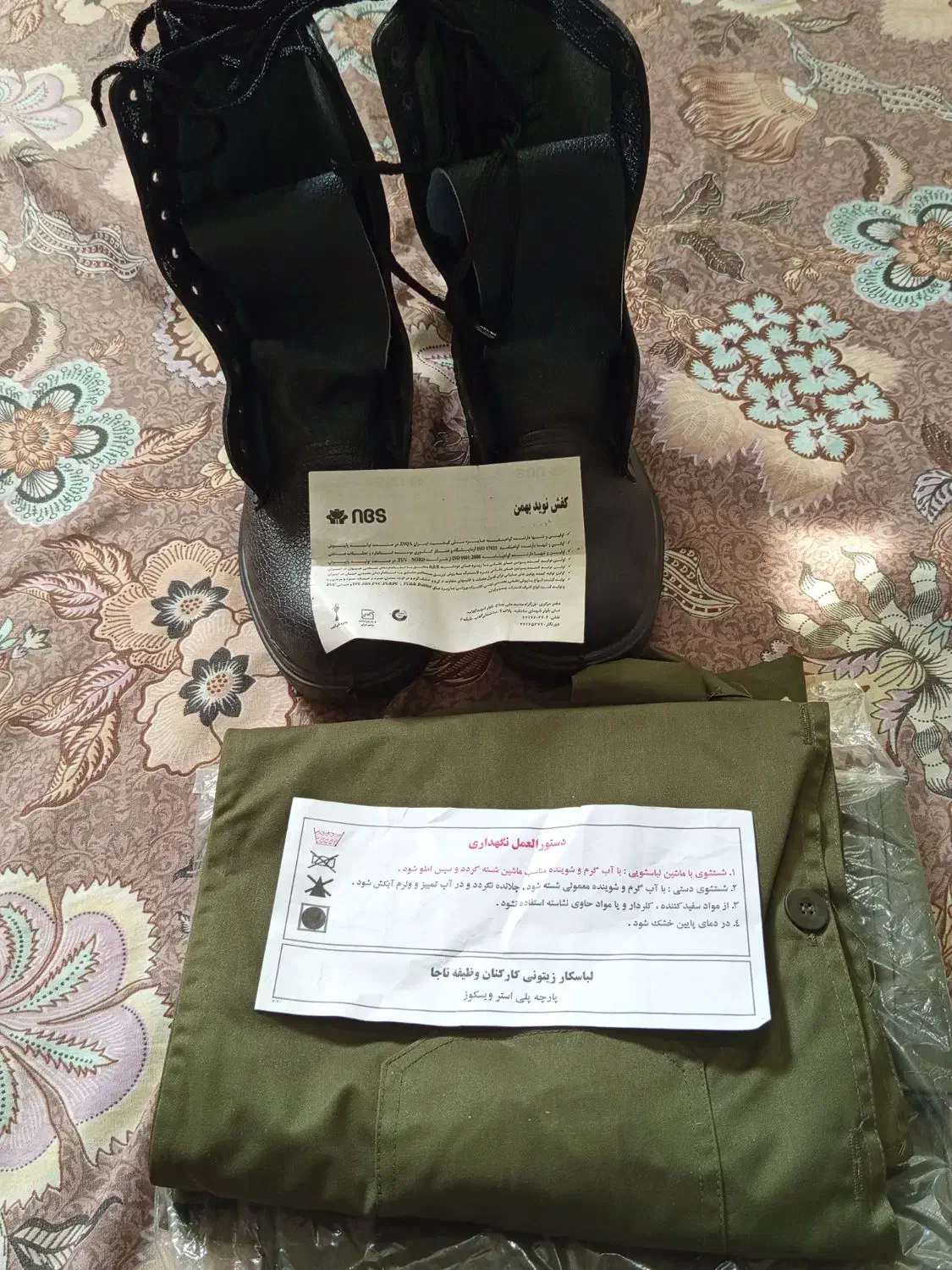 لباس و کفش سربازی نیرو انتظامی|لباس|رفسنجان, |دیوار