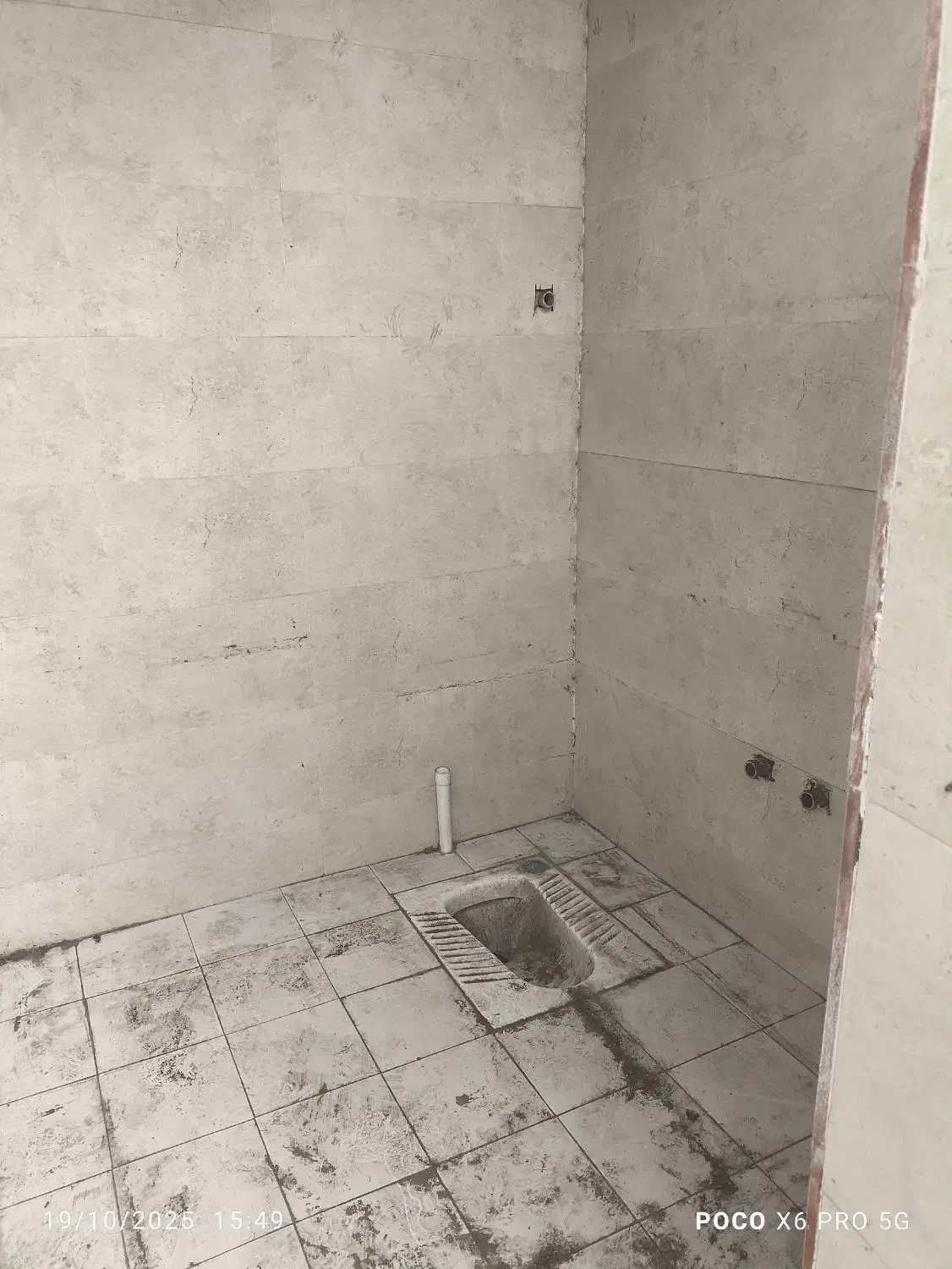 مغازه|فروش مغازه و غرفه|رشت, پیرکلاچای|دیوار