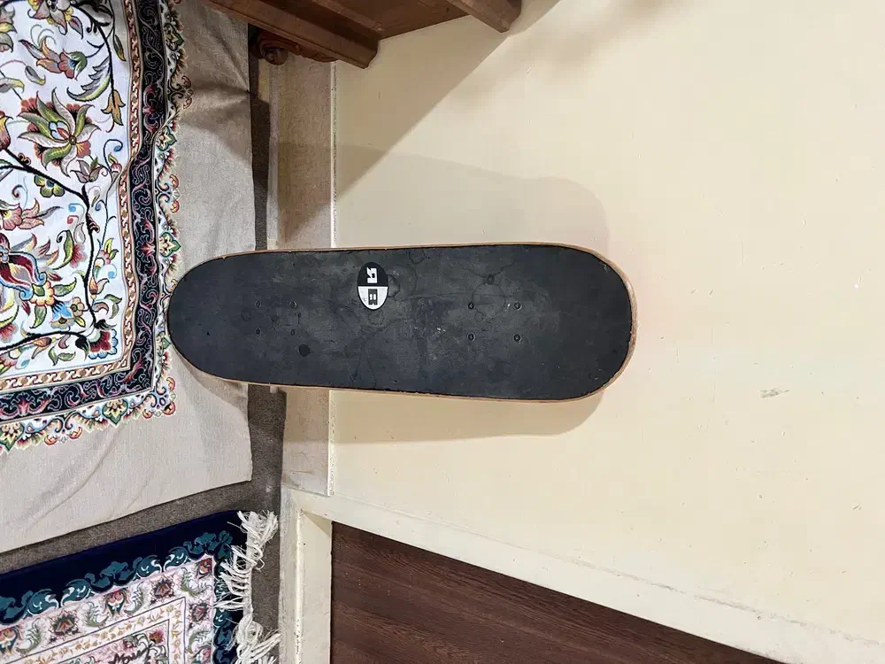 اسکیت برد حرفه ای|دوچرخه، اسکیت، اسکوتر|ورامین, ورامین|دیوار