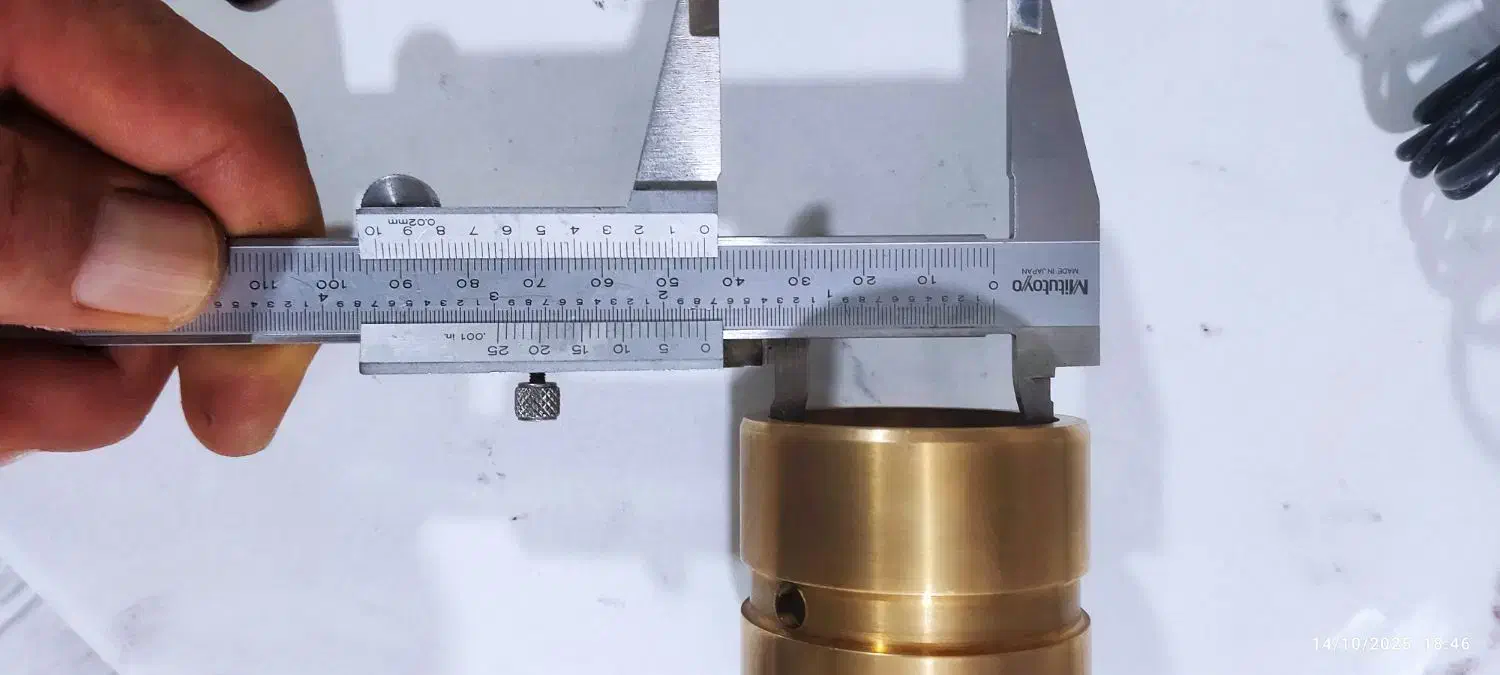 بوش برنجی لودر یا بیل میکانیکی|ماشین‌آلات صنعتی|اردبیل, |دیوار