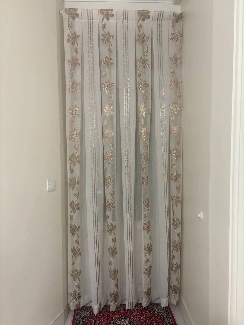 پرده کتان وحریر در حد نو|پرده، رانر، رومیزی|تهران, قزل قلعه|دیوار