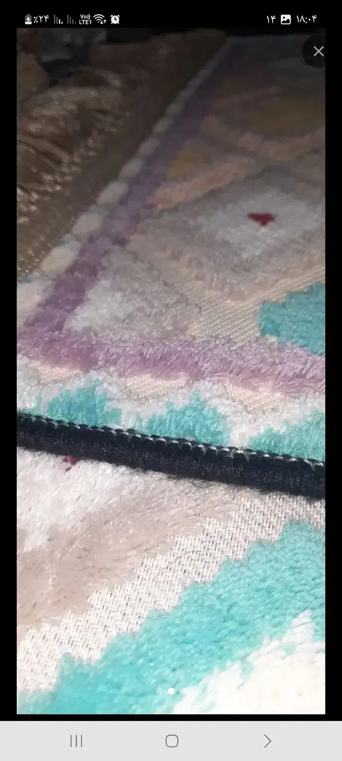 یک جفت پادری نو|پادری|ساوه, |دیوار