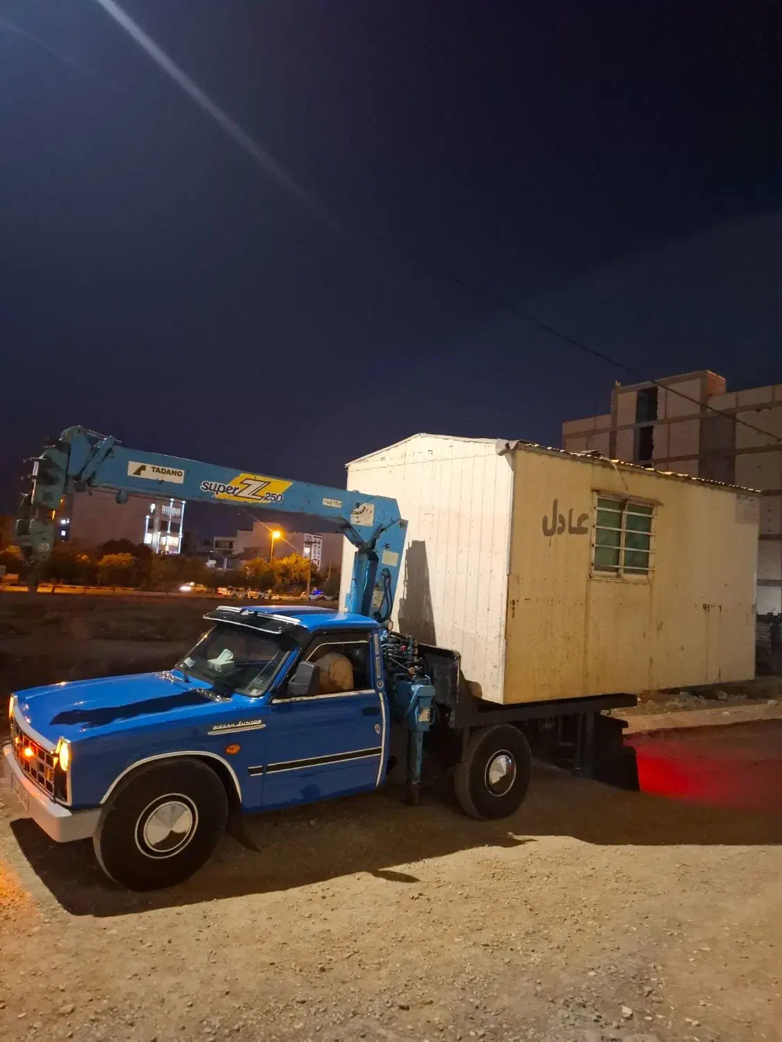 خدمات جرثقیل۲تن نیسان و۳تن خاوردکل بلند شبانه روزی|خدمات حمل و نقل|شیراز, شهرک سراج‎|دیوار