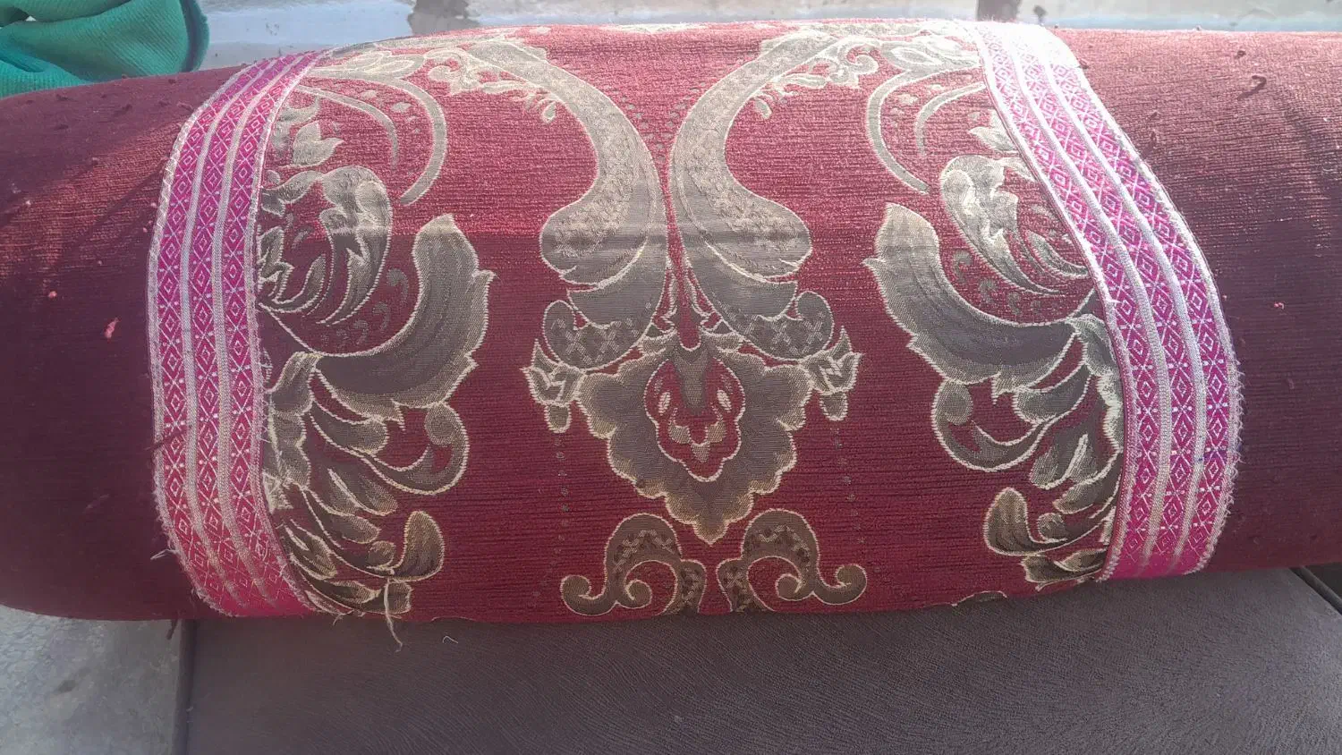 ۸عدد پشتی|پشتی|بهبهان, |دیوار