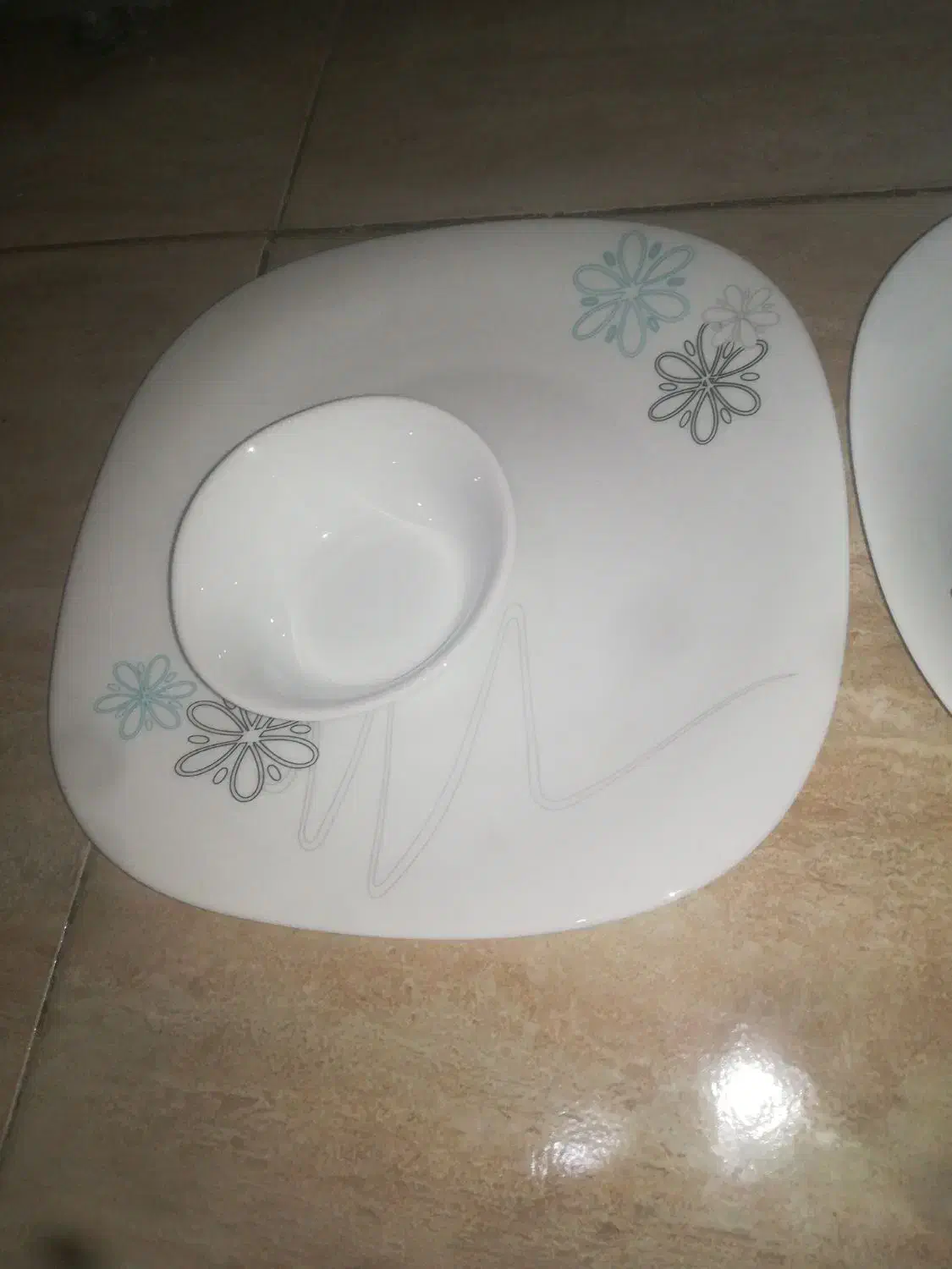 ظروف چینی|ظروف سرو و پذیرایی|تهران, امام حسین|دیوار