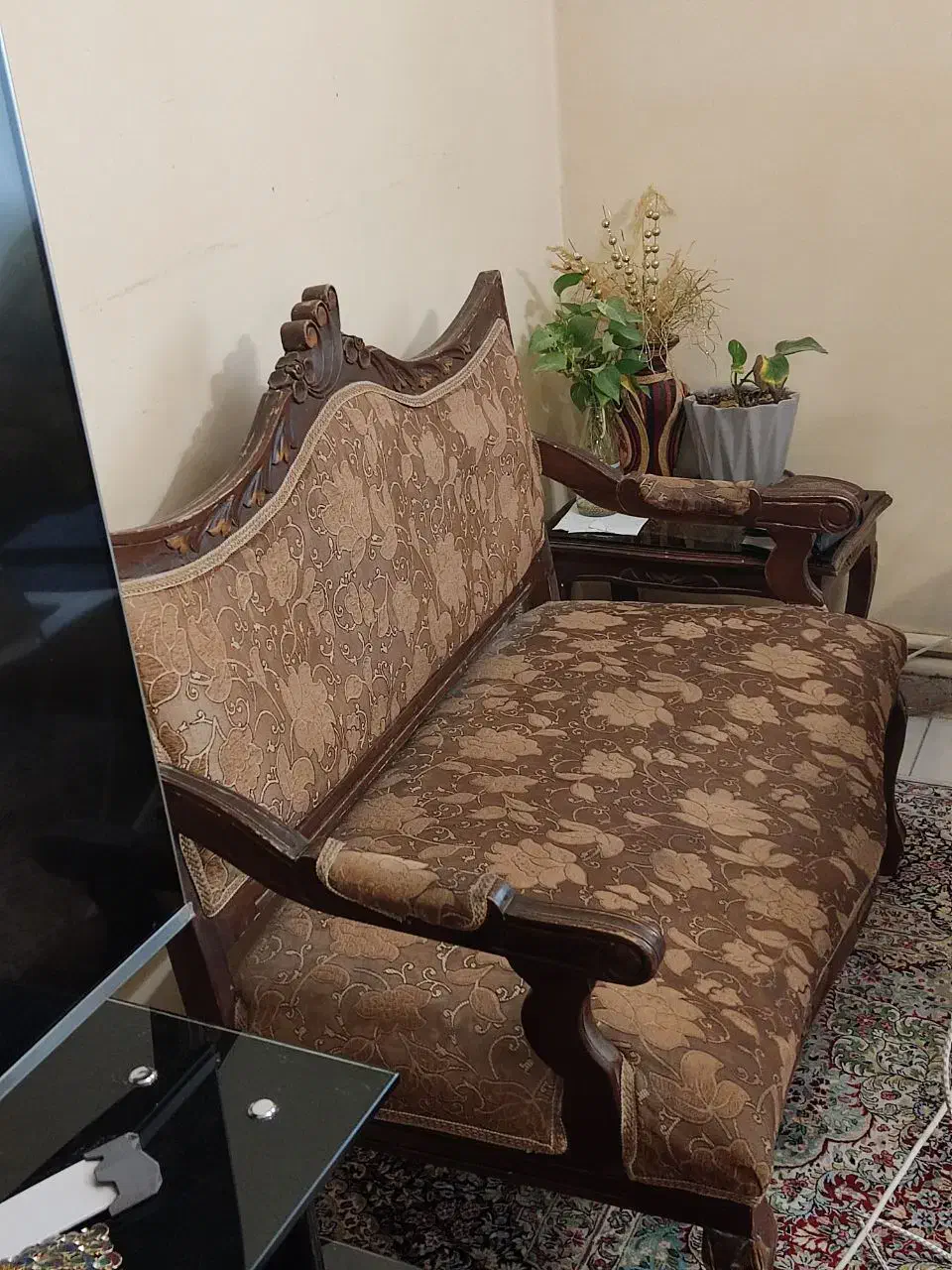 مبل چوبی|مبلمان خانگی و میز عسلی|کرمان, |دیوار