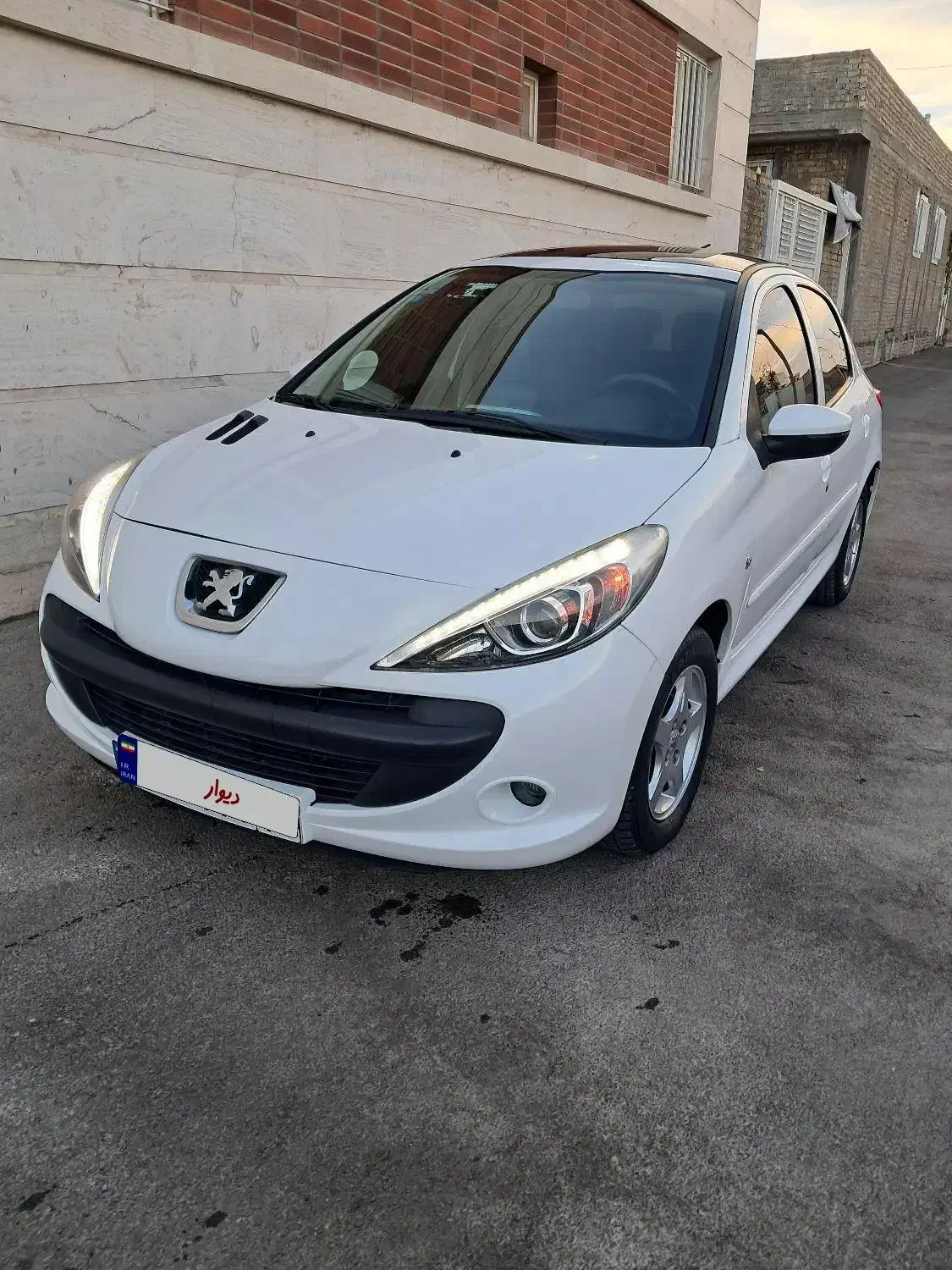 207 پانوراما|خودرو سواری و وانت|آباده, |دیوار