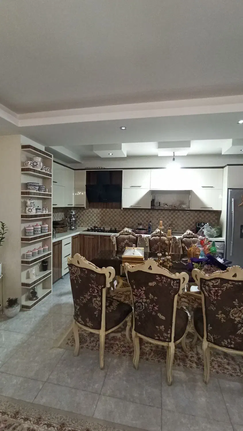 ۱۱۰ متری شهرک بعثت رو به آفتاب|فروش آپارتمان|مشکیندشت, |دیوار