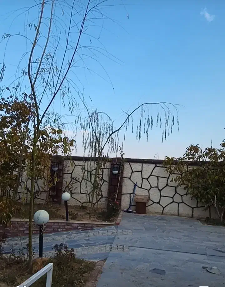 اجرای سیمان کاری بنایی محوطه سازی کاشی کاری تخریب|خدمات پیشه و مهارت|همدان, |دیوار