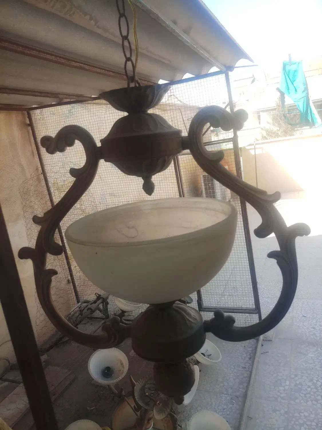 لوستر|لوستر و چراغ آویز|اندیشه, اندیشه فاز ۳|دیوار