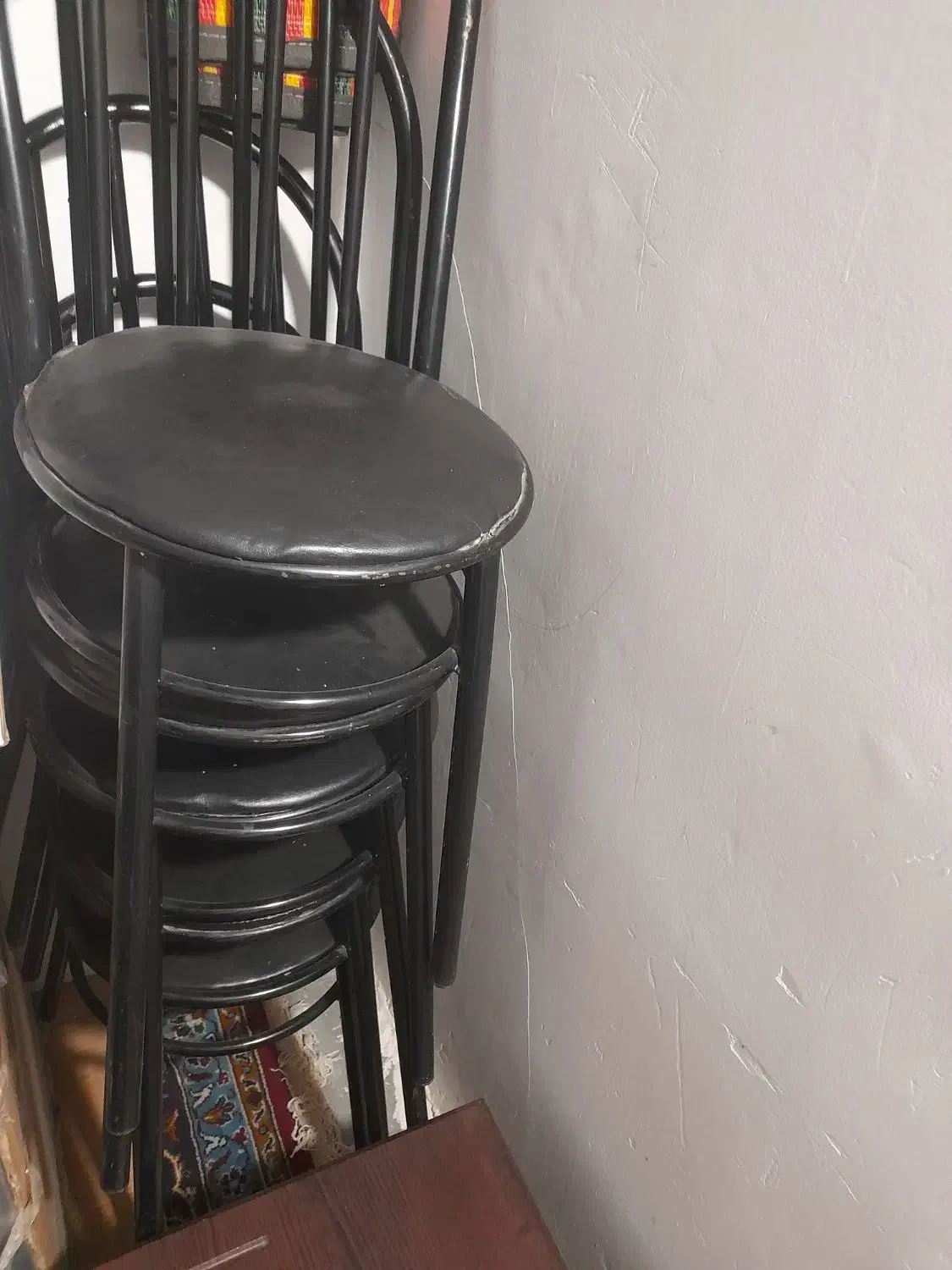 گاز پنج شعله و میز نهار خوری|اجاق گاز و لوازم برقی پخت‌وپز|شیروان (خراسان), |دیوار