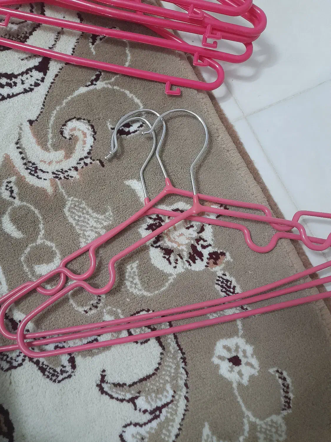 چوب لباسی برای لباس کودک|اسباب و اثاث بچه|نیشابور, جمهوری|دیوار