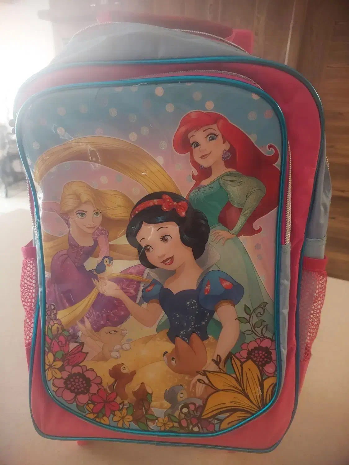 کوله پشتی مدرسه|کیف، کفش، کمربند|اصفهان, حسین‌آباد|دیوار