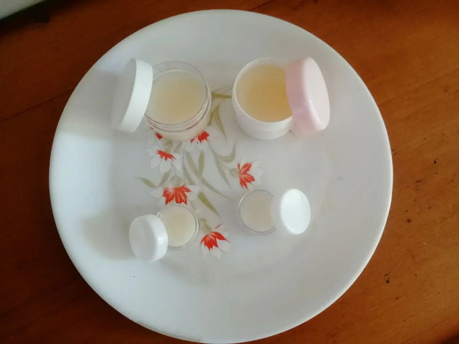 کرم گیاهی مناسب خشکی لب و دست|آرایشی، بهداشتی، درمانی|اصفهان, فیض|دیوار