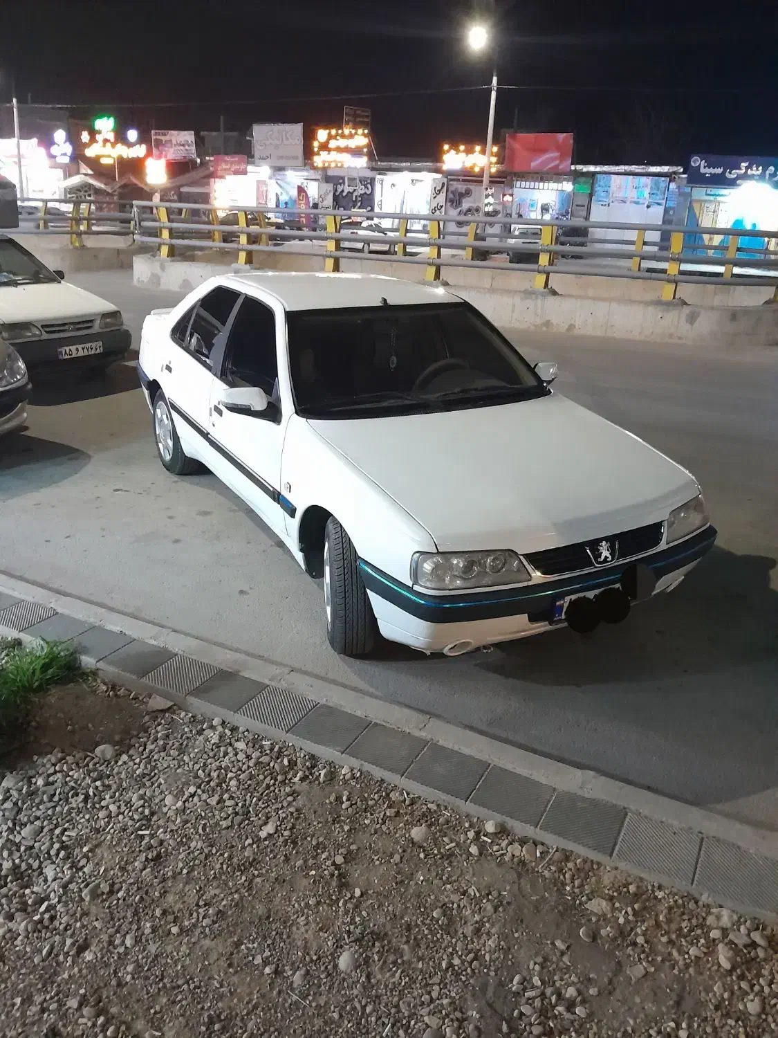 405 ۱۸۰۰|خودرو سواری و وانت|شیراز, گویم|دیوار