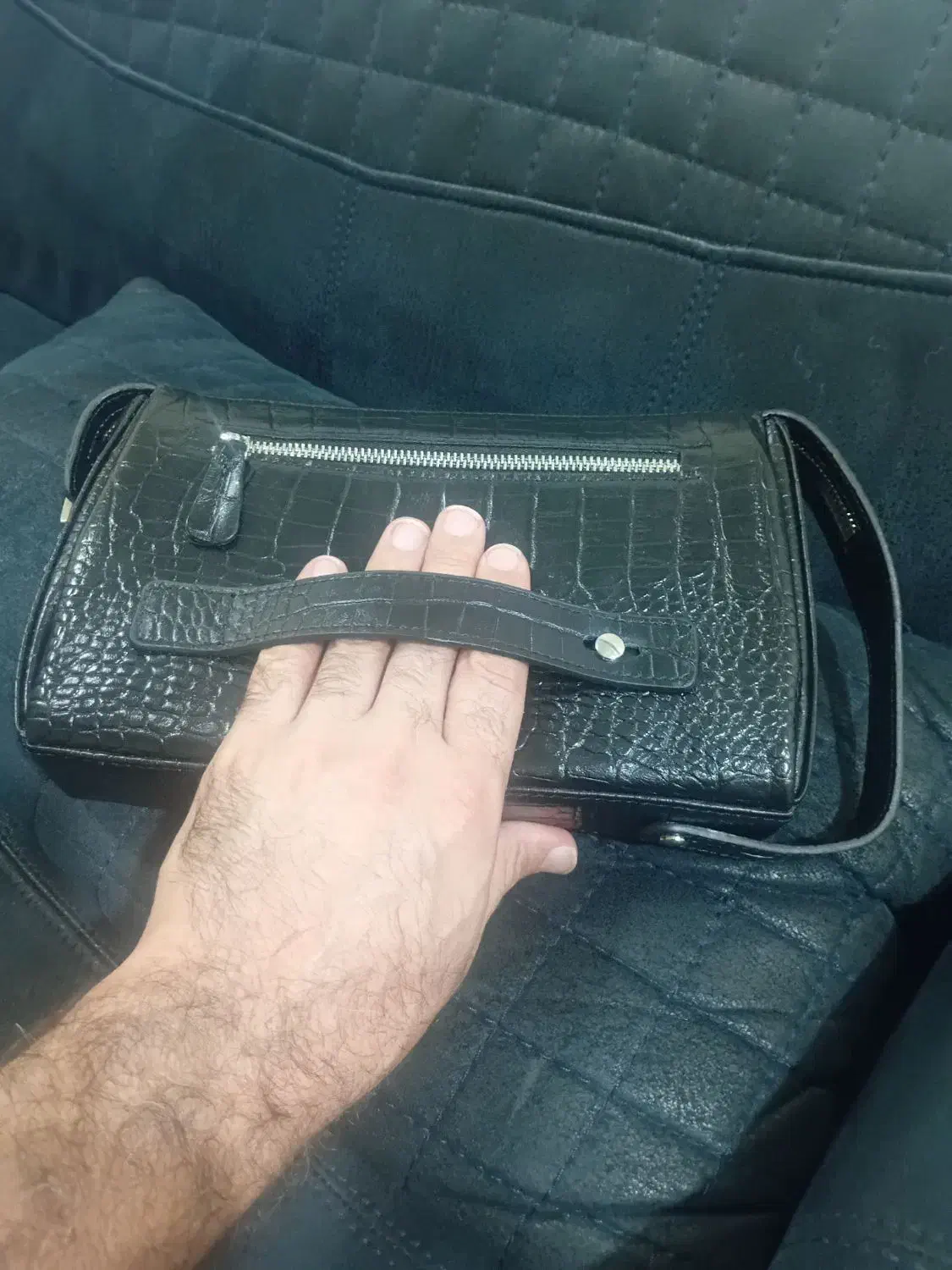 کیف چرم رمز دار خارجی برند Moncler|کیف، کفش، کمربند|باغستان, |دیوار