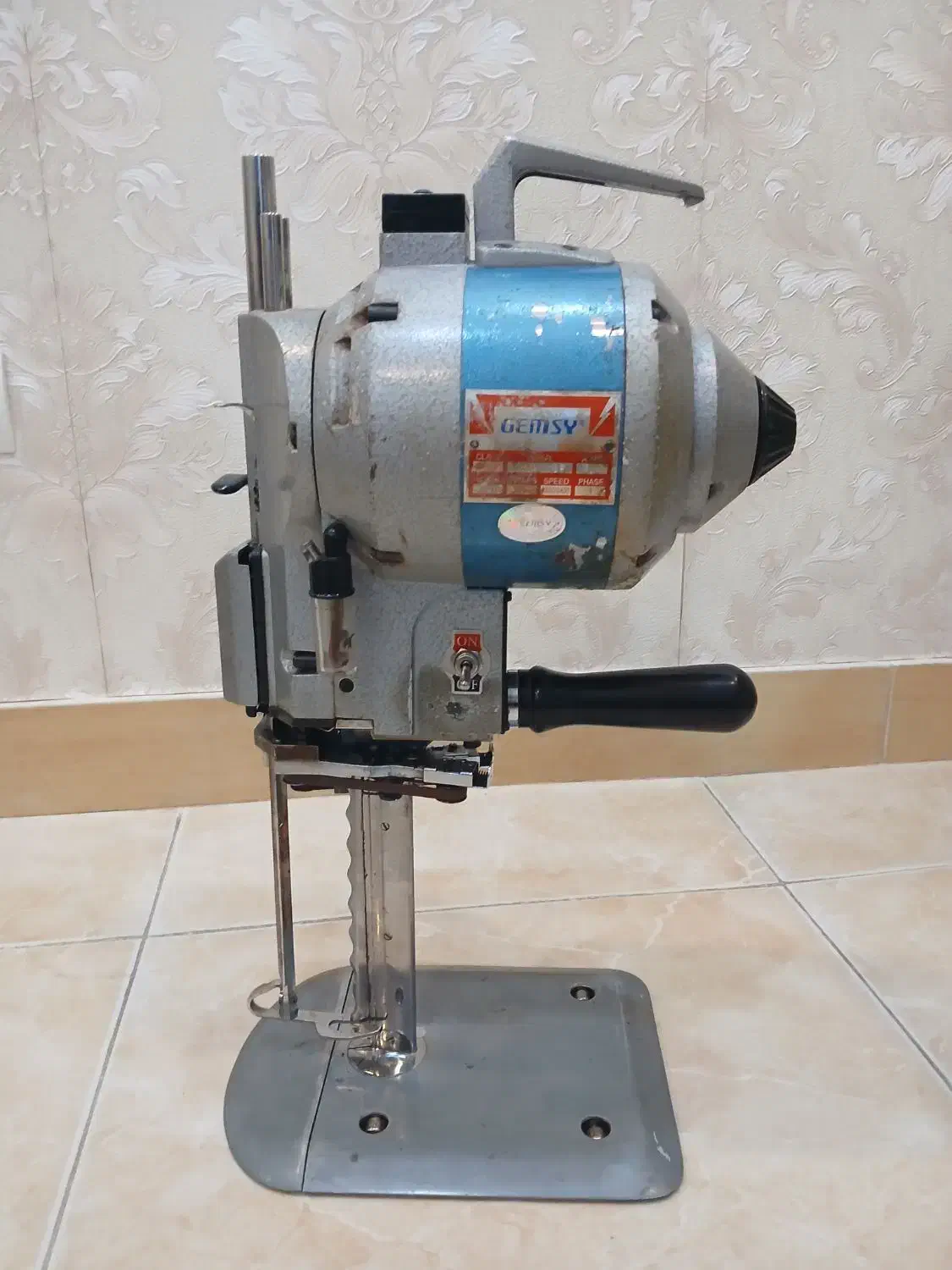 قیچی برش|لوازم خیاطی و بافتنی|کرج, عظیمیه|دیوار