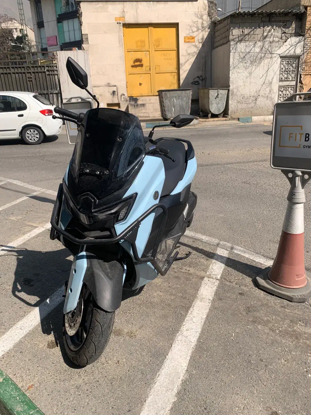 Nmax new سال ۱۴۰۴|موتورسیکلت|تهران, کامرانیه|دیوار