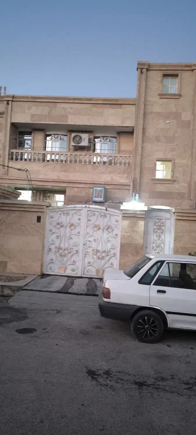 فروش آپارتمان بلوار تخت جمشید شهرک صادقیه|فروش آپارتمان|شیراز, شهرک صادقیه|دیوار