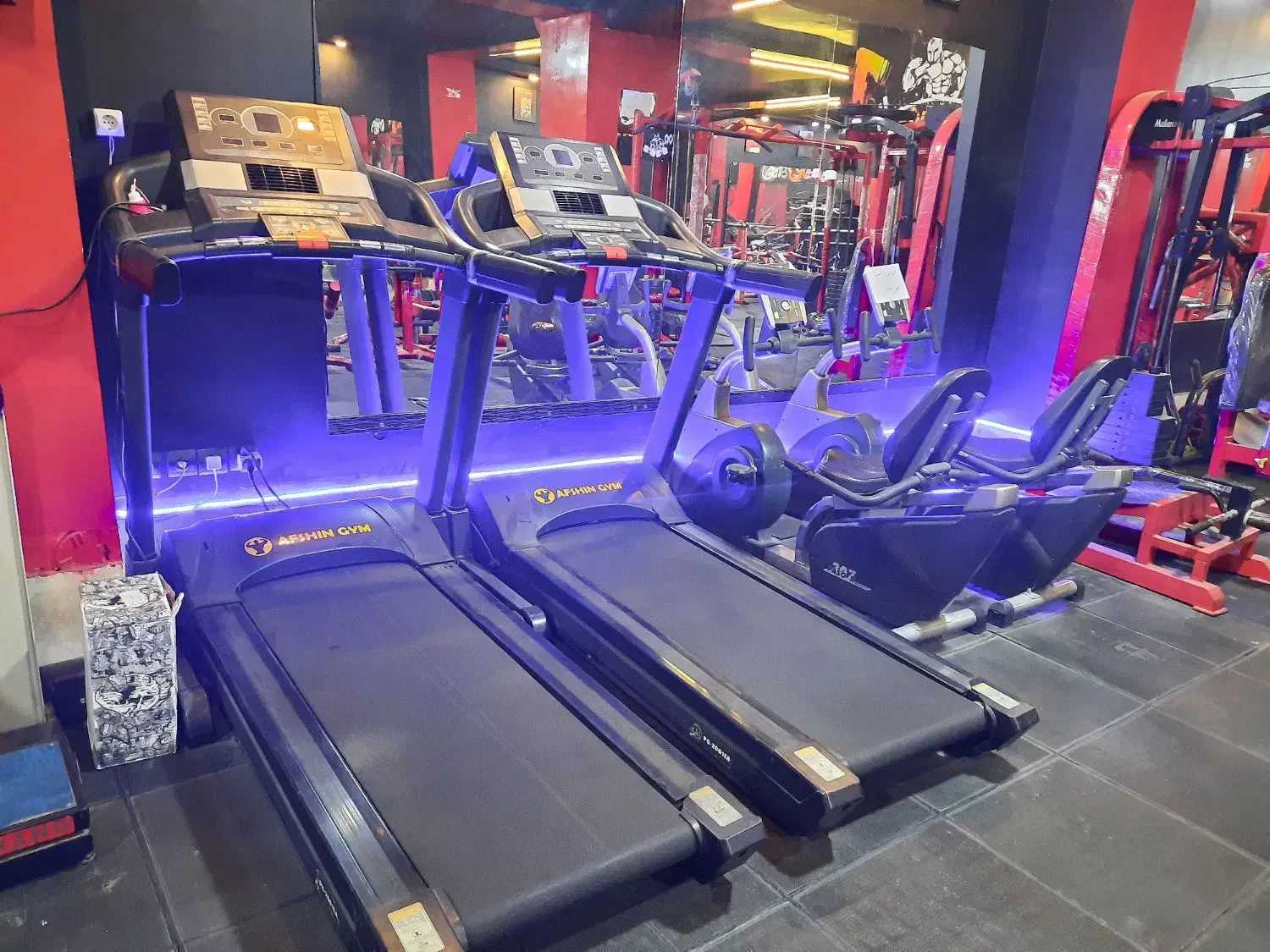 تردمیل حرفه ای هوازی بدنسازی باشگاه دوچرخه ثابت|تجهیزات ورزشی|کرج, خرمدشت|دیوار
