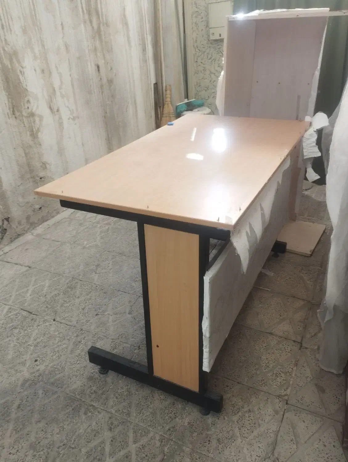 میز|میز تحریر و کامپیوتر|اسلامشهر, صادقیه|دیوار