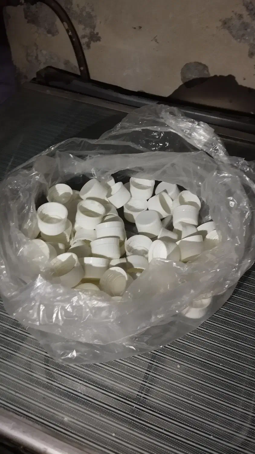 بطری ۱/۵لیتری|ظروف نگهدارنده، پلاستیکی، یکبارمصرف|قم, آذر (نکویی)|دیوار