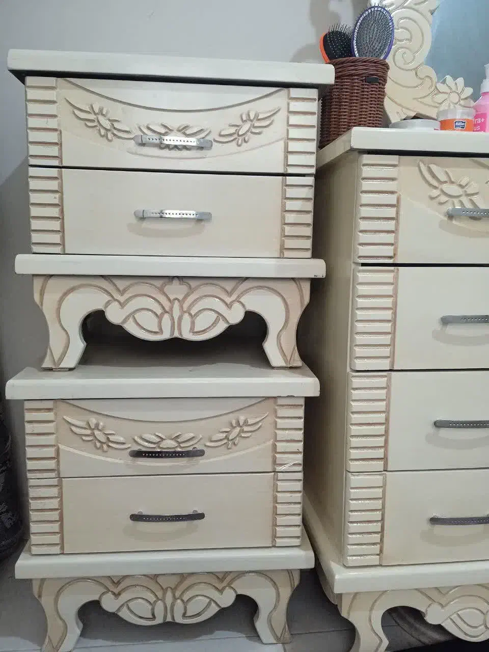 دراور چهار کشو همراه آینه ودو عدد عسلی کناره|جاکفشی، کمد، دراور|تهران, صد دستگاه|دیوار