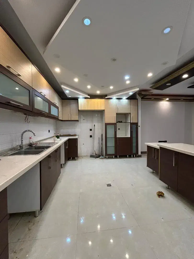 ۱۸۰ متر ۳ خواب تاپ لوکیشن فرشته