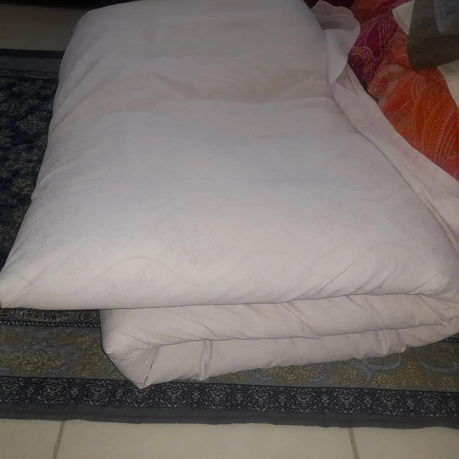 تشک پنبه ای|رختخواب، بالش، پتو|پرند, فاز ۶|دیوار