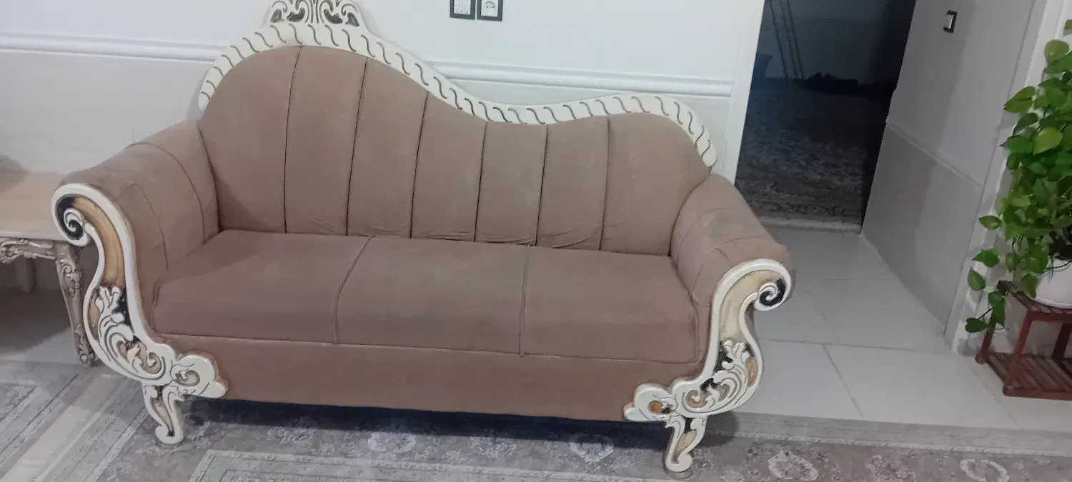 مبل ۸نفره کلاسیک در حد نو|مبلمان خانگی و میز عسلی|بیضا, |دیوار