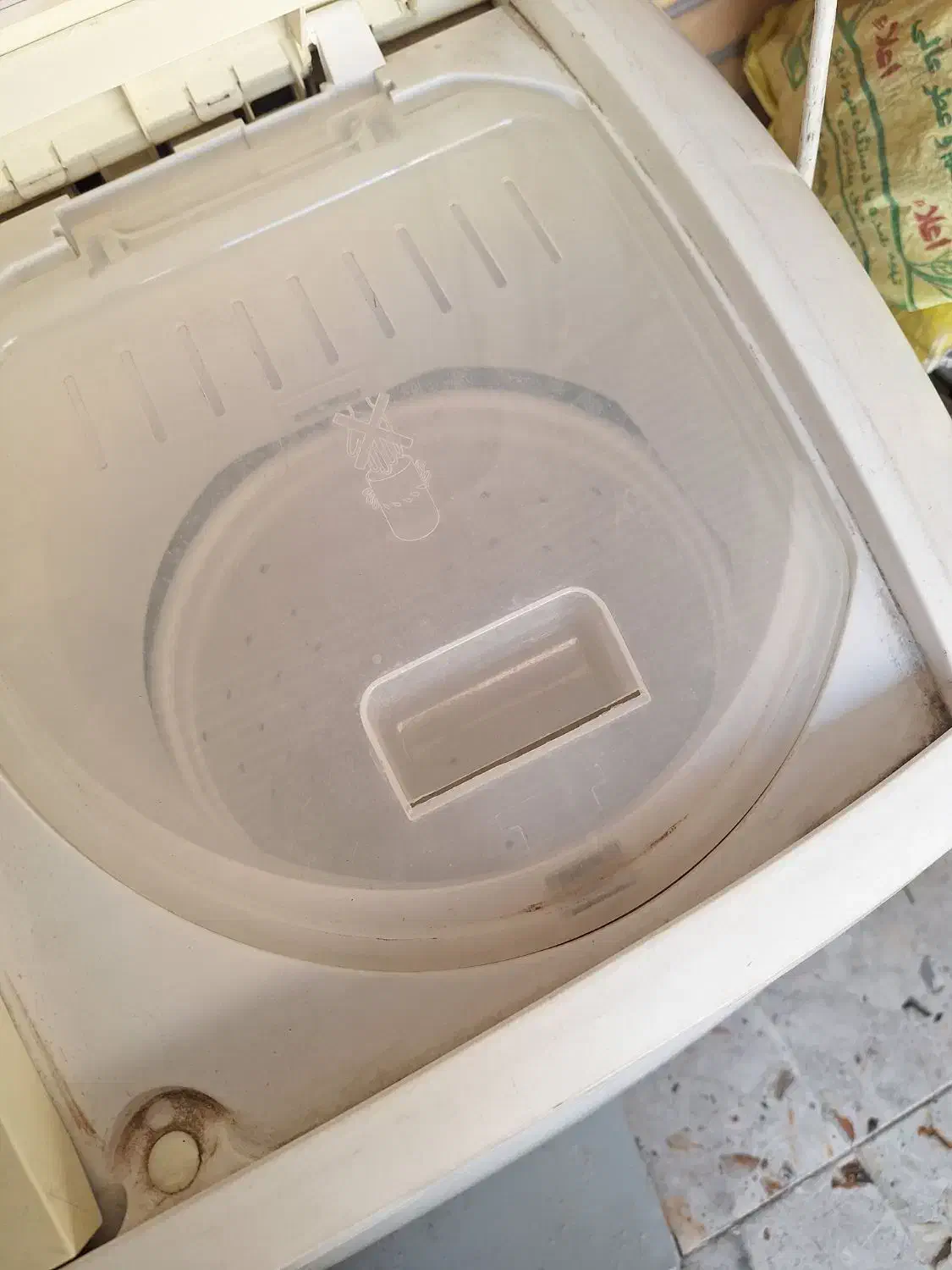 لباسشویی مارک سانی|ماشین لباسشویی و خشککن لباس|اهواز, فولاد|دیوار