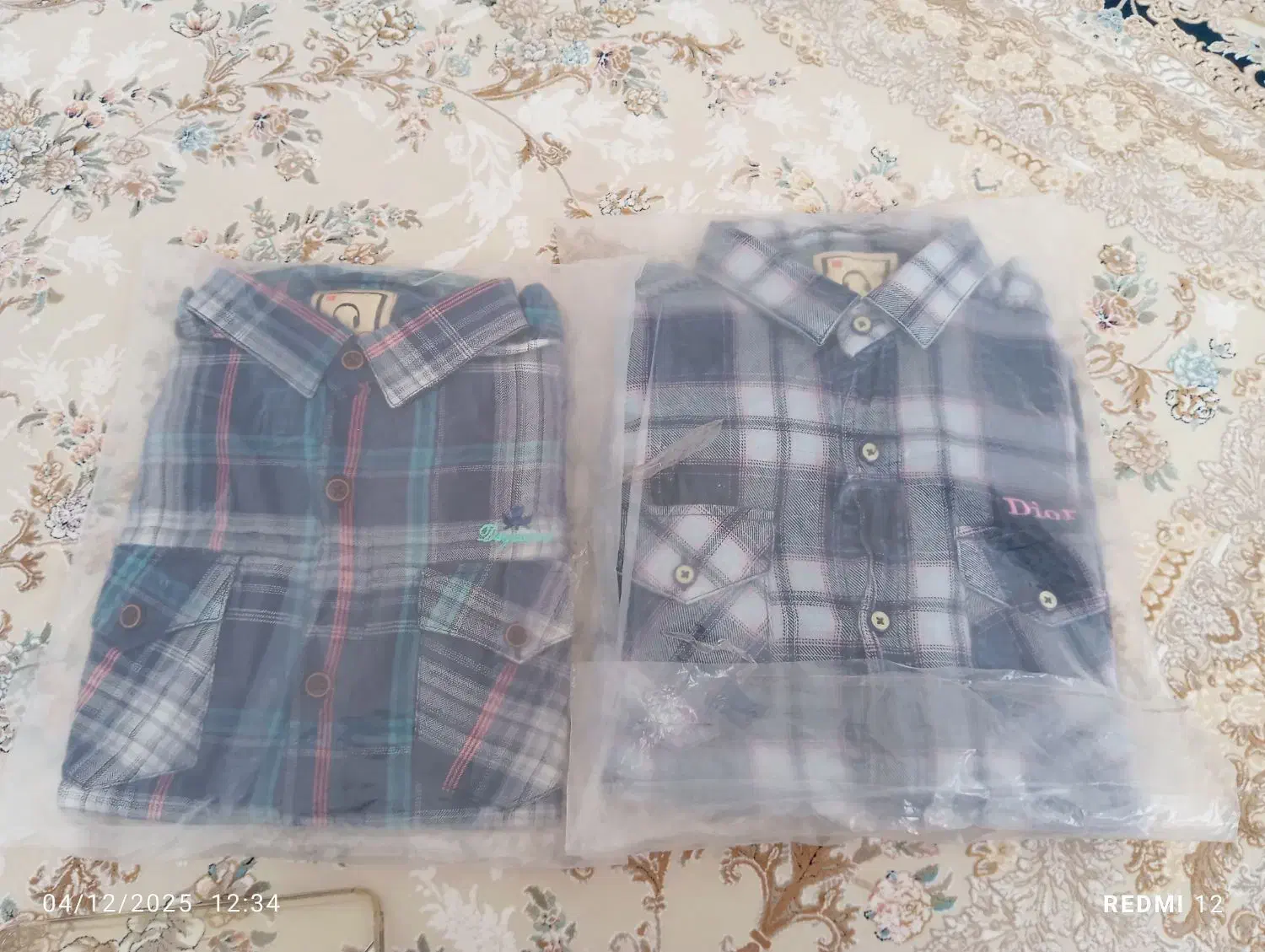 کراس|لباس|پیرانشهر, |دیوار