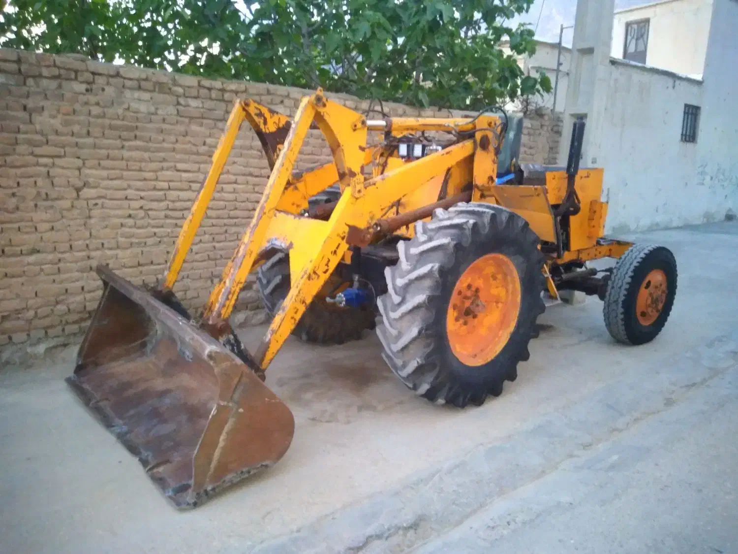 حمل نخاله باتراکتور بیلی وماشین لبه دار|خدمات حمل و نقل|کرمانشاه, |دیوار