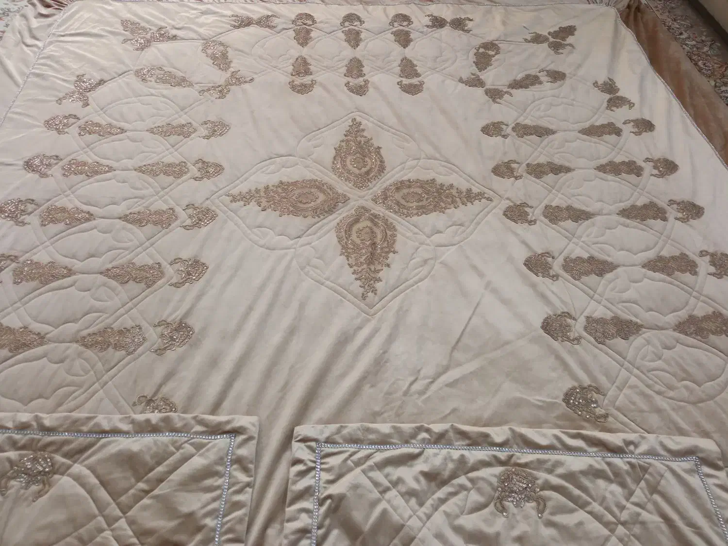 روتختی عروس|سرویس روتختی|گلبهار, شهر جدید گلبهار|دیوار