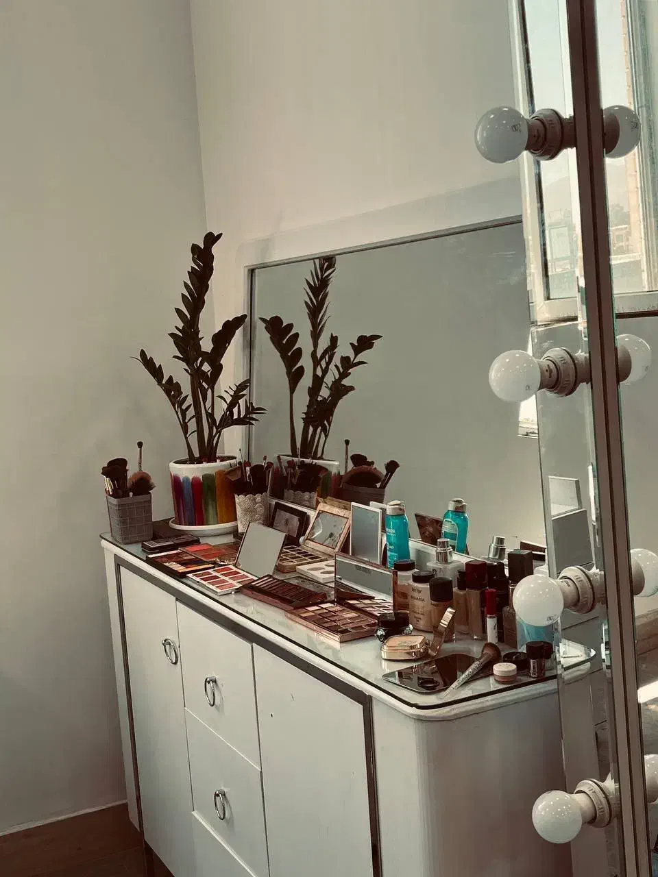 مدل میکاپ|خدمات آرایشگری و زیبایی|زرند, |دیوار