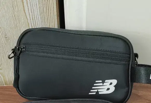 کیف. گمشده با مدارک به نام امید نصیری|اشیا|تهران, سید خندان (جلفا)|دیوار