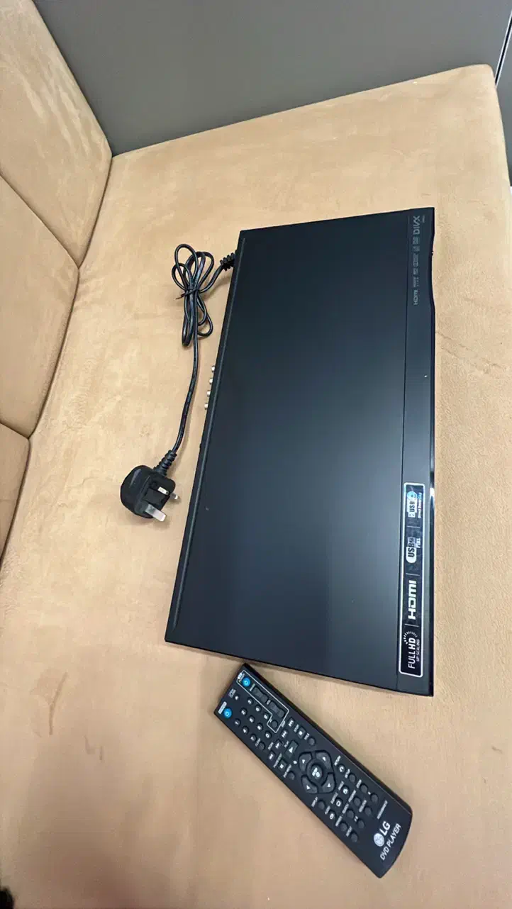 دی وی دی ال جی فلش خور در حد نو|پخش‌کننده DVD و ویدیو|کرمانشاه, |دیوار