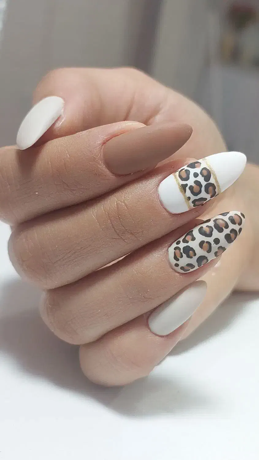 خدمات ناخن کاری با بهترین کیفیت و کمترین هزینه|خدمات آرایشگری و زیبایی|مبارکه, |دیوار