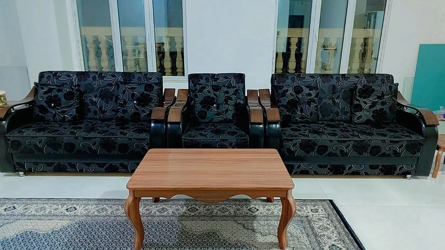 مبل اصل ترکیه ۵ نفره تخت شو به همراه میز عسلی|مبلمان خانگی و میز عسلی|اردبیل, |دیوار
