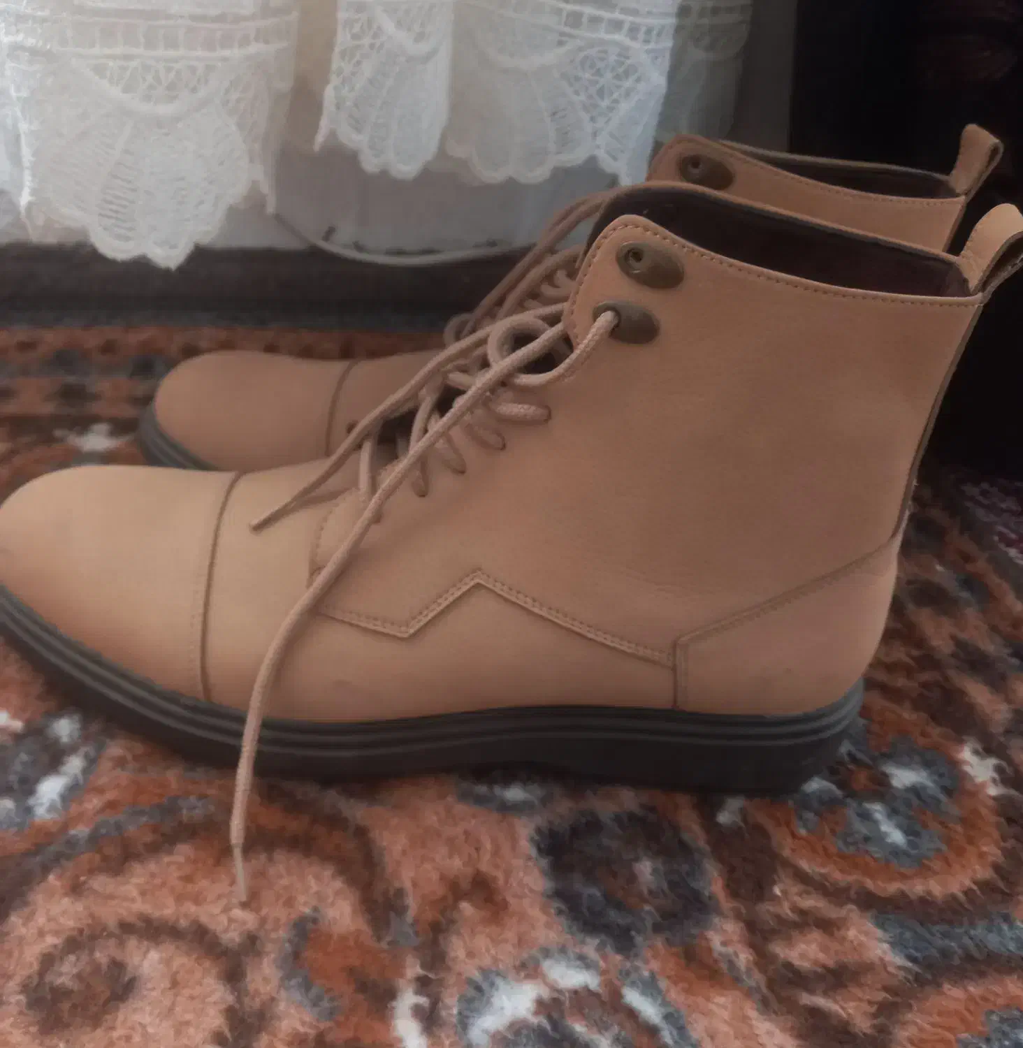 کفش نو مردانه|کیف، کفش، کمربند|خوی, |دیوار