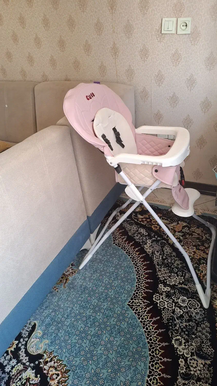 دو عدد گهواره و دو عدد میز غذای نوزاد|اسباب و اثاث بچه|اندیشه, اندیشه فاز ۱|دیوار