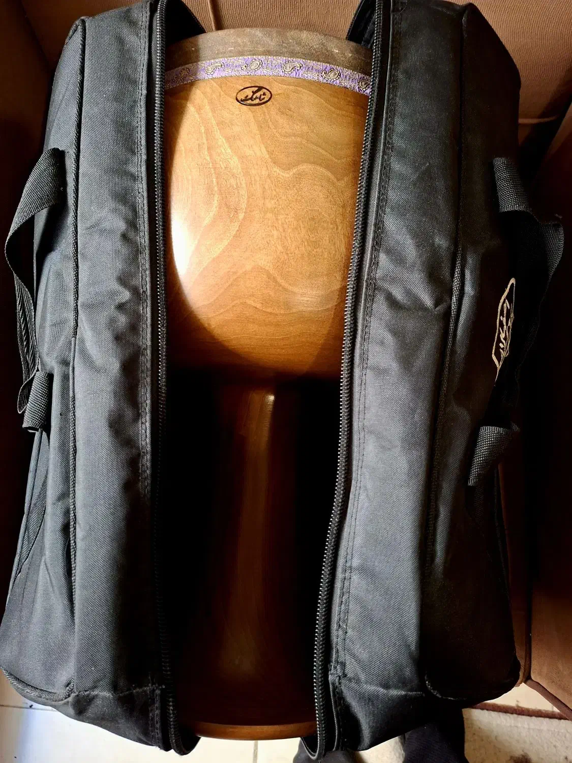 تمبک حرفه ایی گردو سیاه سنندج کلکسیونی شیرانی|سازهای سنتی|اصفهان, دشتستان|دیوار