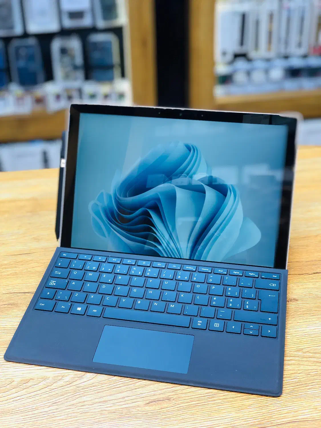 Surface pro 7 - لپ تاپ تبلت شو مدل سرفیس پرو ۷|رایانه همراه|تهران, میرداماد|دیوار